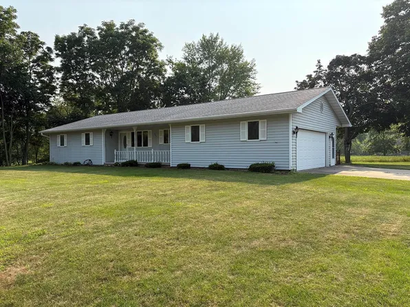 707 Church Ave, Casco, WI 54205