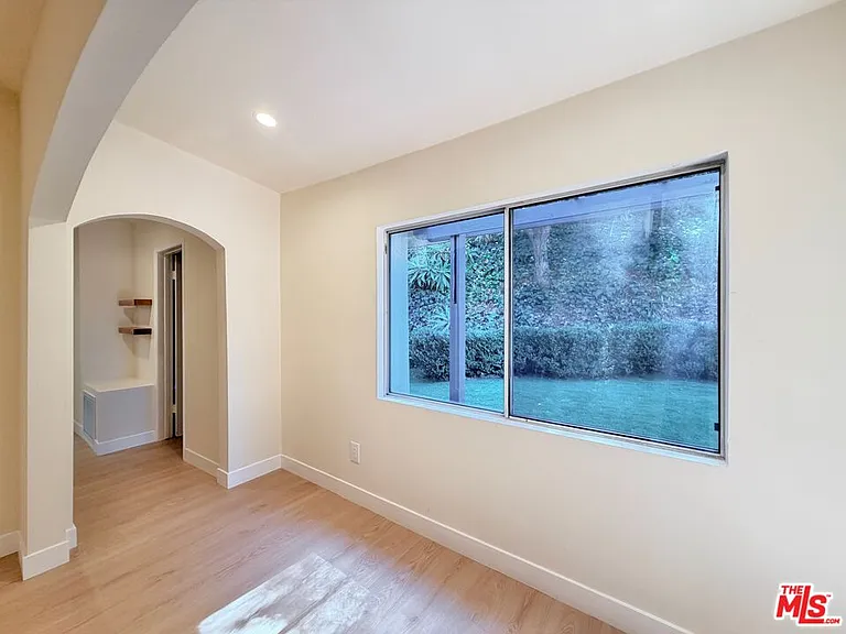 2000 San Ysidro Dr — Photo 19