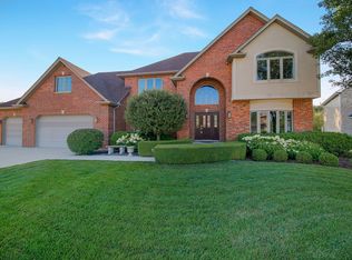 8627 Dory Ln, Willow Springs, IL 60480