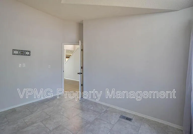 203 NW 146th St — Photo 13
