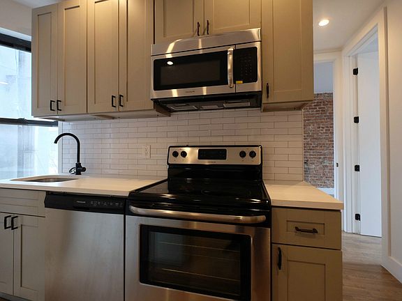 2nd image of 504 W 159th St APT 5A