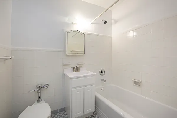 Rented by Douglas Elliman | media 10