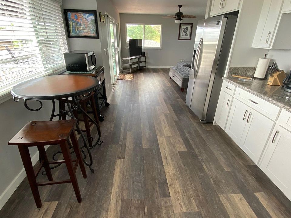 Kitchen and Breakfast Nook
