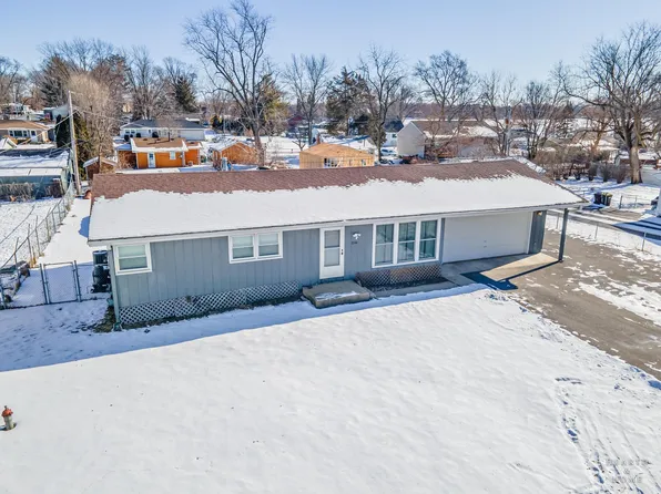 2510 S Birchwood Ave, McHenry, IL 60051