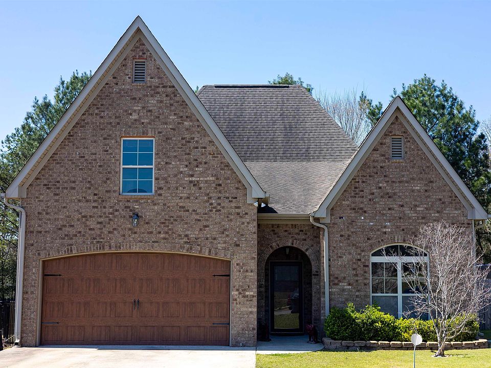 1st image of 2067 Kerry Cir