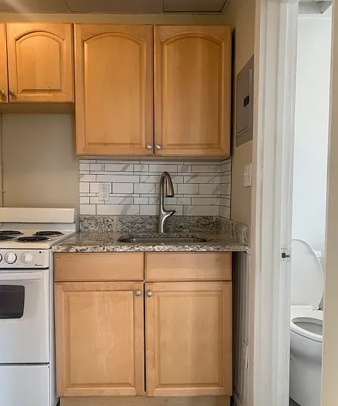 20 Coral Ave #10 — Photo 2