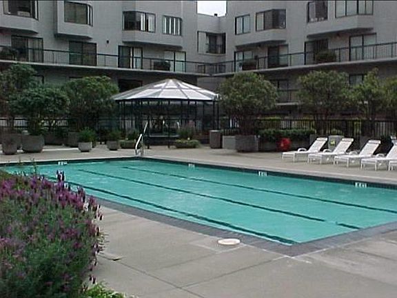 5th image of 601 Van Ness Ave APT 728