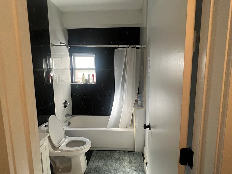 397 Woodlawn Ave #B — Photo 11