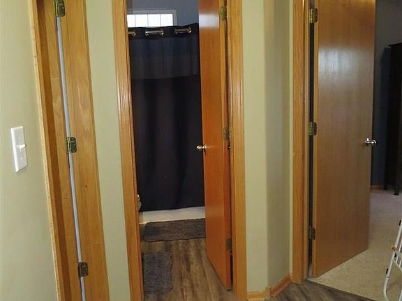 5th image of 2421 SW Paul Whitehead Ln