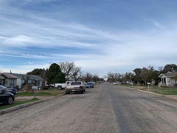 5th image of 2309 Guadalupe St