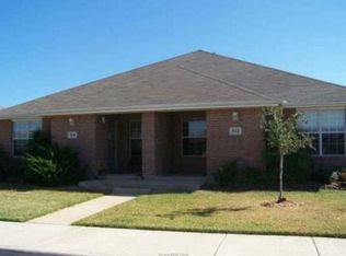 1004 Crepe Myrtle Ct, College Station, TX 77845
