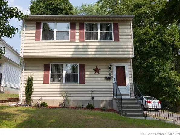 400 Ward St, Wallingford, CT 06492