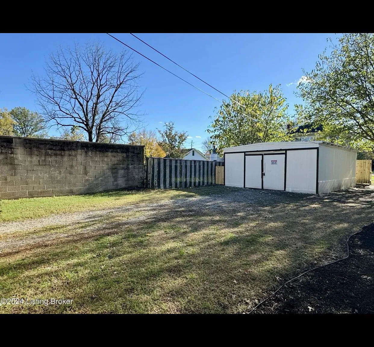 2316 Tyler Ave — Photo 3