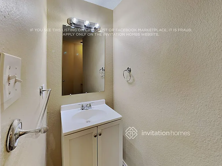 2110 Loretta Ln — Photo 19