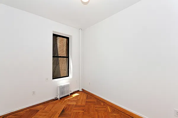 Rented by Aether Property Group | media 8