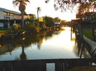 1626 Dick Bay Dr, San Leon, TX 77539