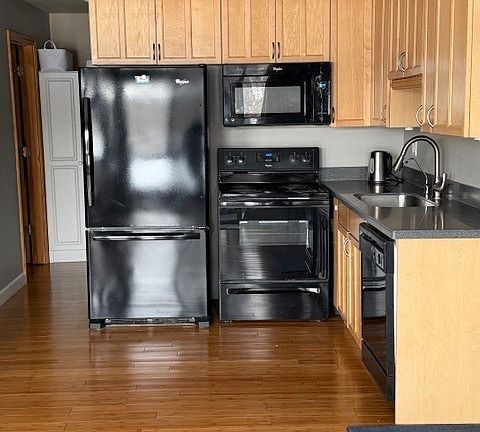 4th image of 5531 E Lake Dr APT B