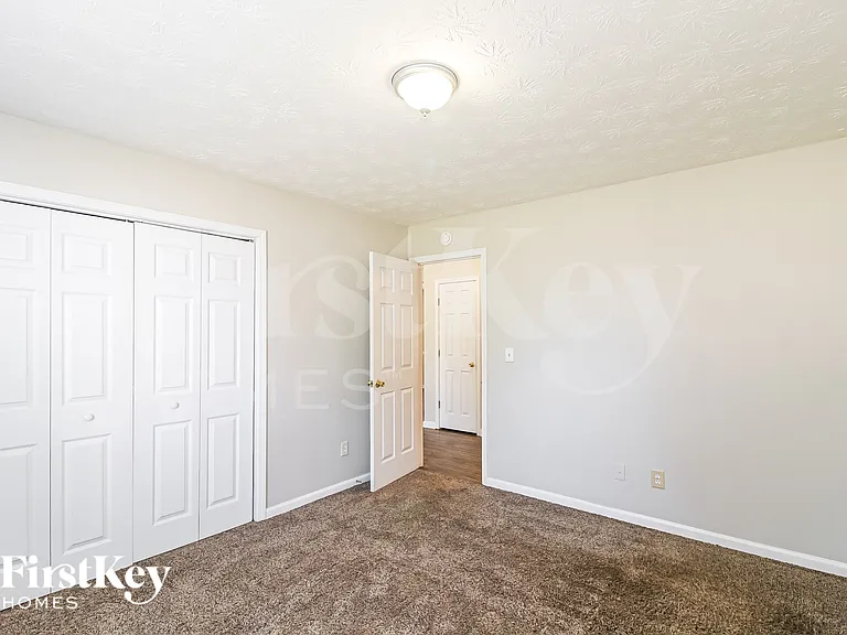 420 Underwood Ct — Photo 15