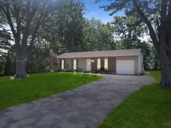 1407 Naegele Rd, Amelia, OH 45102