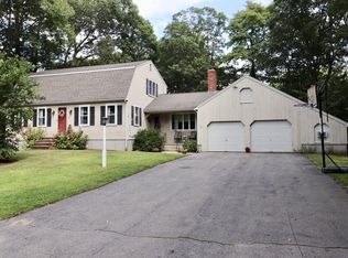 27 Newland Dr, Whitman, MA 02382