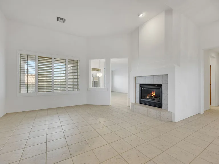 10817 Windledge Ave — Photo 4