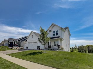 8406 200th St W, Lakeville, MN 55044