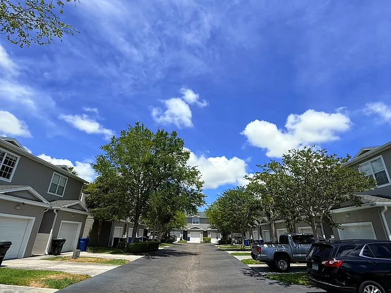 7081 Opal Dr — Photo 2