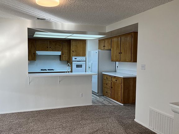 4th image of 11990 Auburn Ave