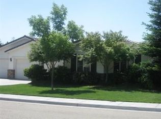 1448 Hemma St, Kingsburg, CA 93631