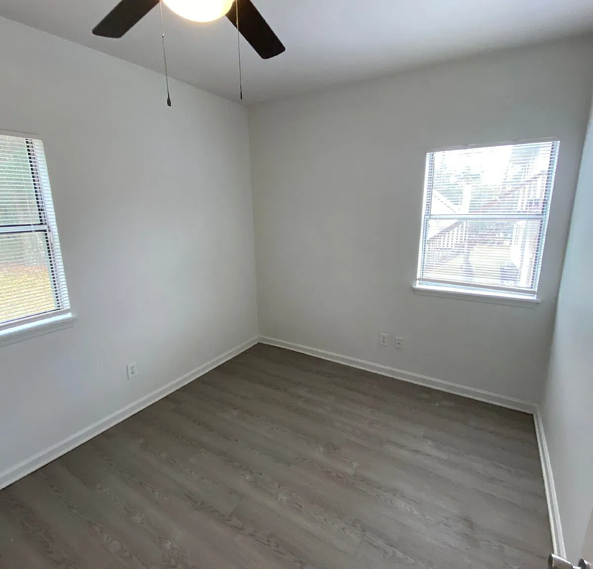 4 bed, 2.0 bath, 1380 sqft, $1,150 — Photo 3
