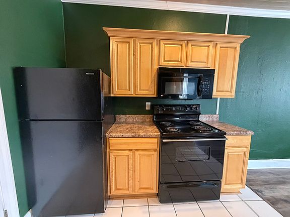 4th image of 105 Ocoee St Unit 1