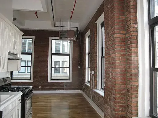 Rented by Dream Space Realty | media 4