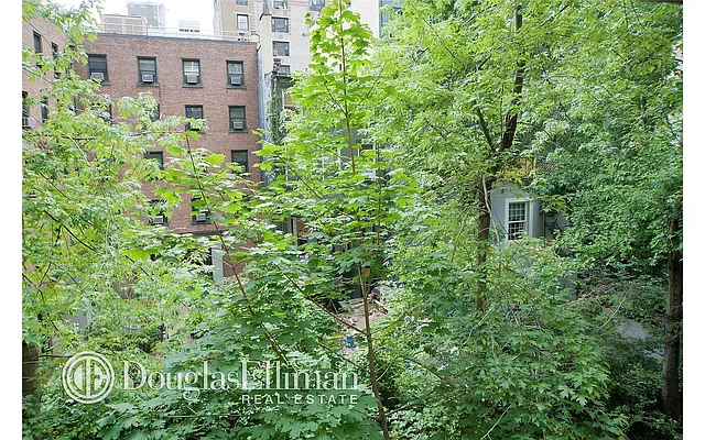 Sold by Douglas Elliman | media 27