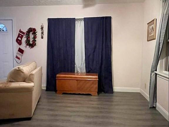 3rd image of 1094 Killinger Rd
