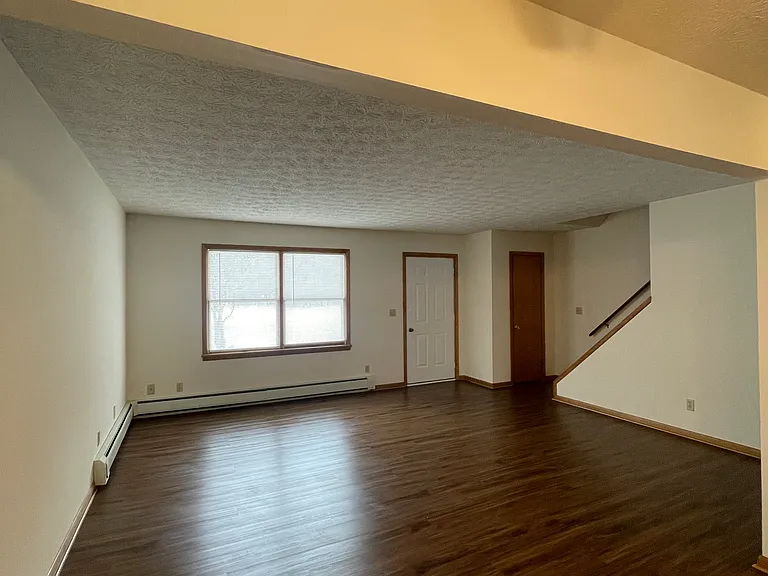 104 Maple Ave #1 — Photo 5