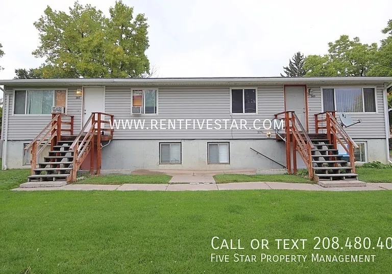 385 Packard Ave — Photo 2