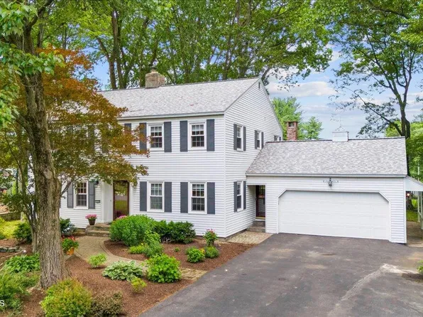 1394 Ruffner Road, Niskayuna, NY 12309