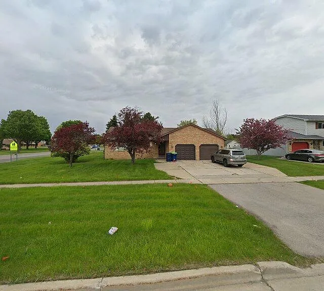 5764 Weiss St #5764 — Photo 3