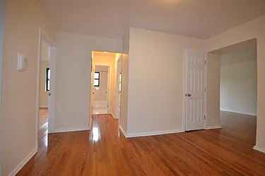 Rented by Silverstein Collection LLC 