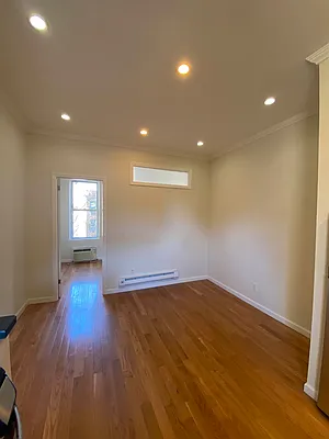 Rented by Compass | media 12