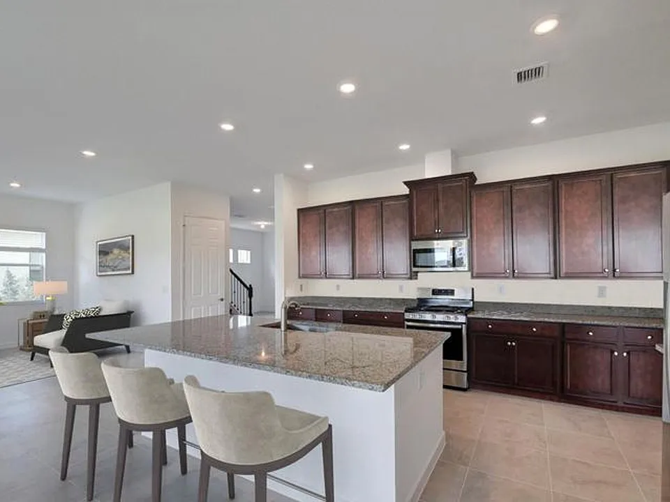1000 Sterling Pine Pl