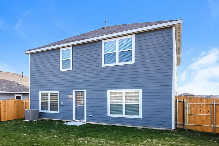 10900 Gray Mare Dr — Photo 17