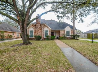 506 Rozelle Ave, Sugar Land, TX 77498