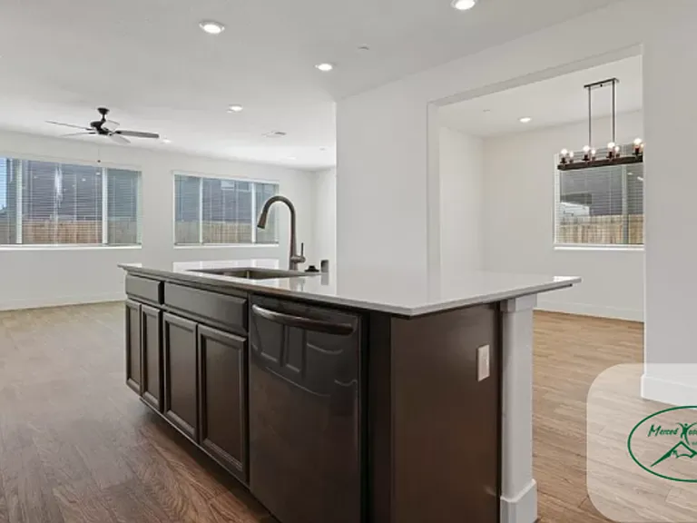 2346 Vaca Way — Photo 10