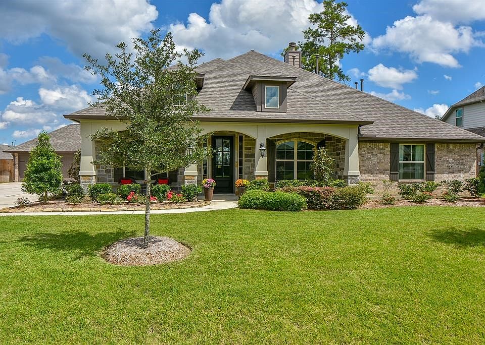 If you're looking for a home that stands out from the rest, you've found it! This fabulous, 4 bedroom is a must see.