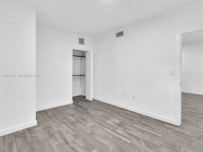 557 Michigan Ave #114 — Photo 12