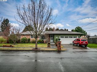 16539 SE Taylor St, Portland, OR 97233