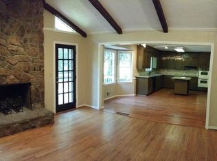 401 Arbor Trl SE, Marietta, GA 30067