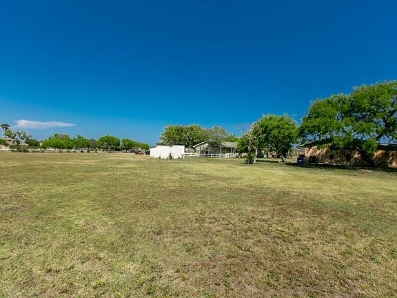 3rd image of 7113 Lake View Dr