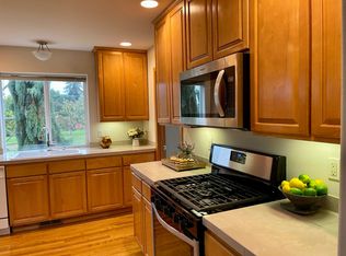 22902 Brier Rd, Brier, WA 98036